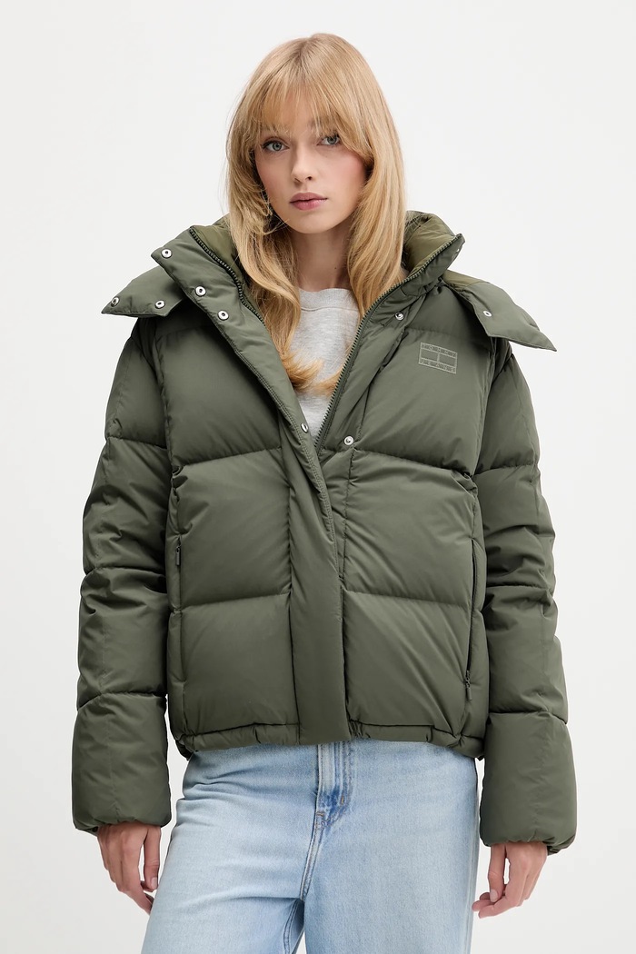 Pernata jakna Tommy Jeans Planet friendly zelena DW0DW21623