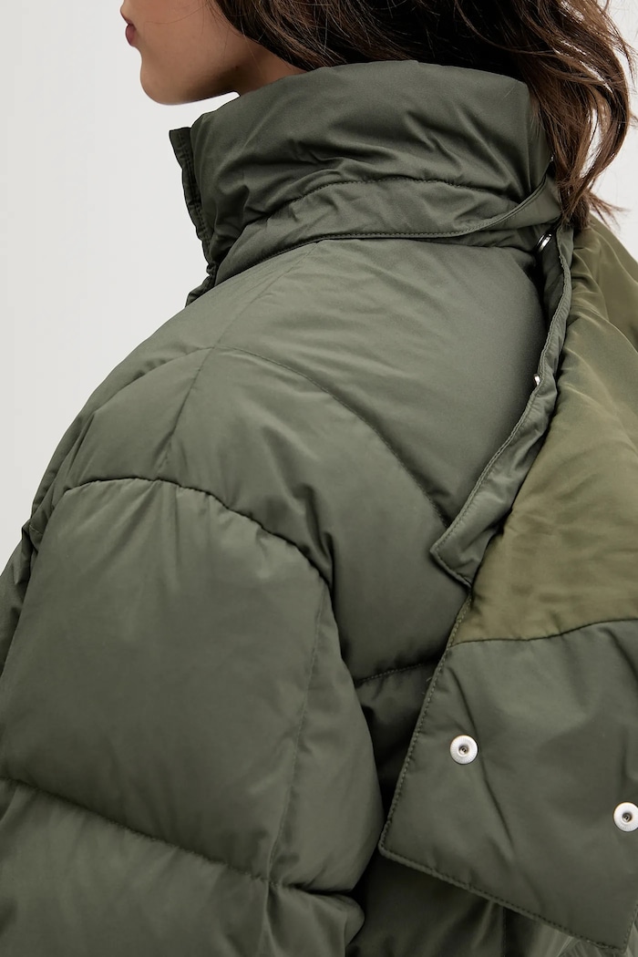 Пухено яке Tommy Jeans DW0DW21624
