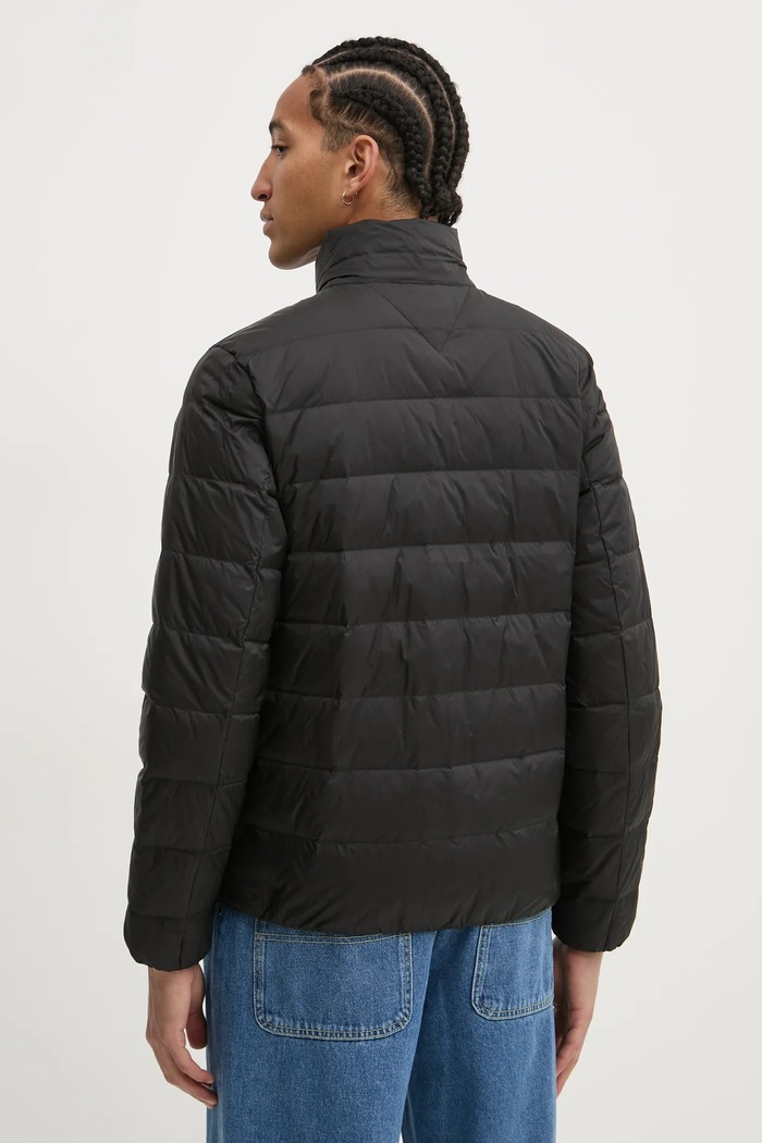 Odzież Tommy Jeans kurtka puchowa DM0DM20658 czarny