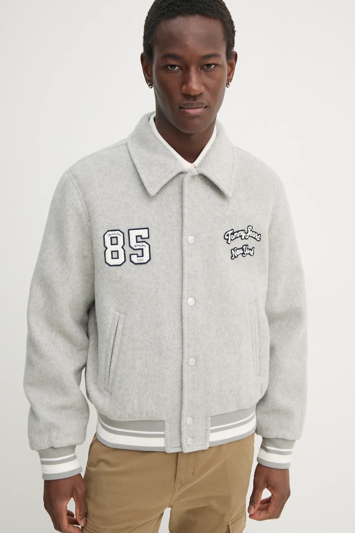 Tommy Jeans geaca gri DM0DM21119