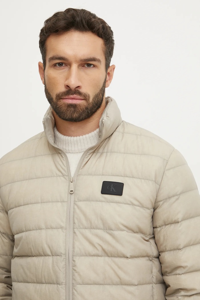Calvin Klein Jeans kurtka puchowa beżowy J30J326716