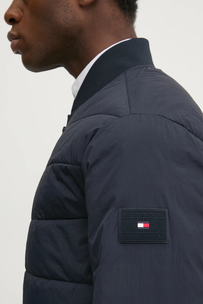 Bunda Tommy Hilfiger MW0MW37640