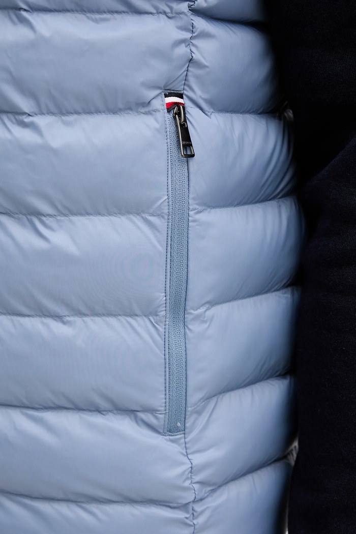 Vesta Tommy Hilfiger MW0MW37677 modrá