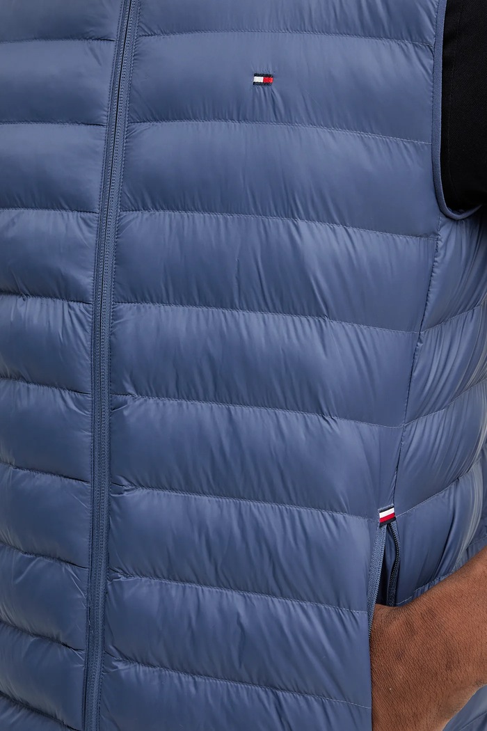 Αμάνικο μπουφάν Tommy Hilfiger MW0MW37677 σκούρο μπλε