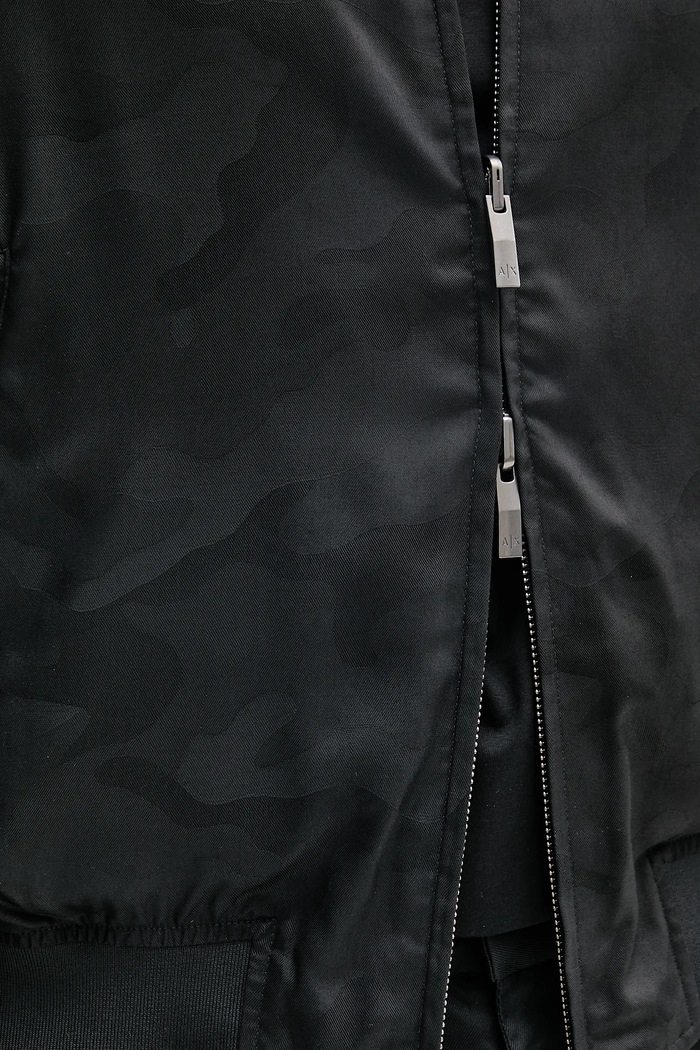 Armani Exchange geacă bomber cu doua fete XM000390.AF13170