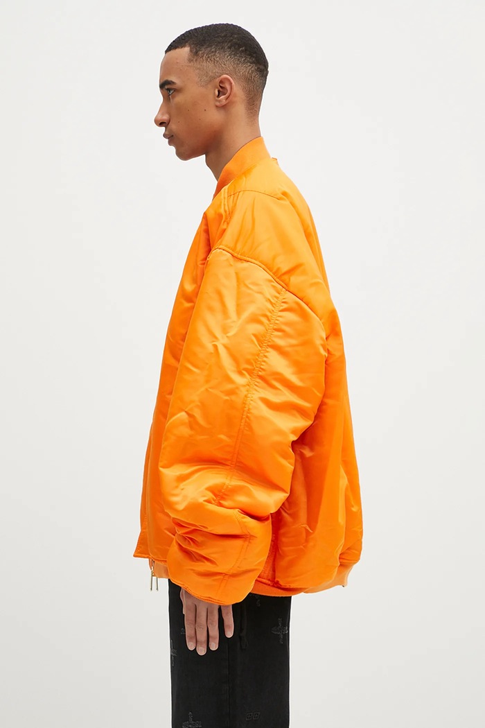 Bunda VETEMENTS Oversized Leather Bomber čierna UA66JA200B