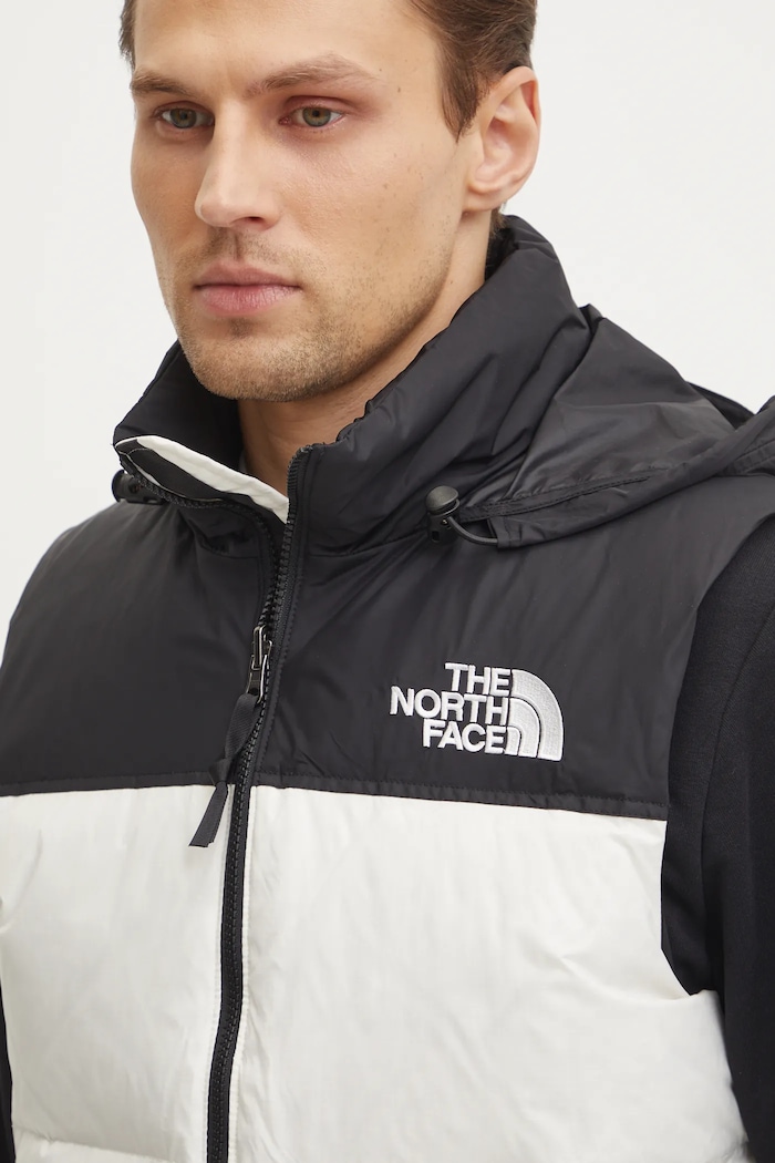 Páperová vesta The North Face 1996 Retro Nuptse béžová NF0A3JQQROU1