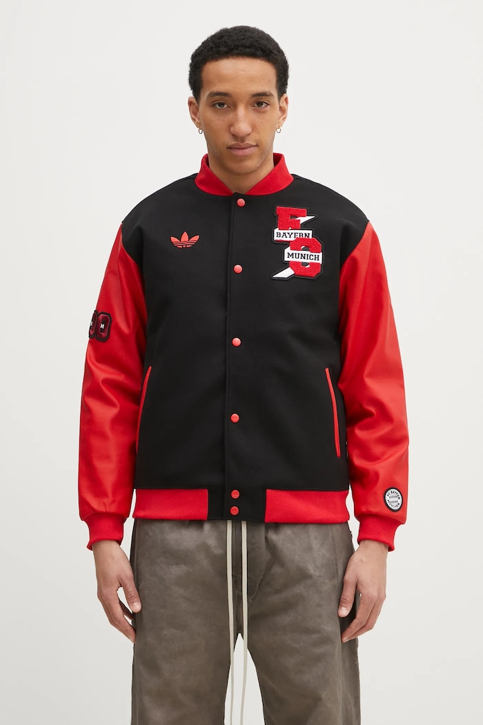 Bunda z vlněné směsi adidas Performance FC Bayern Muenchen VRCT Jacket přechodné černá JF0584