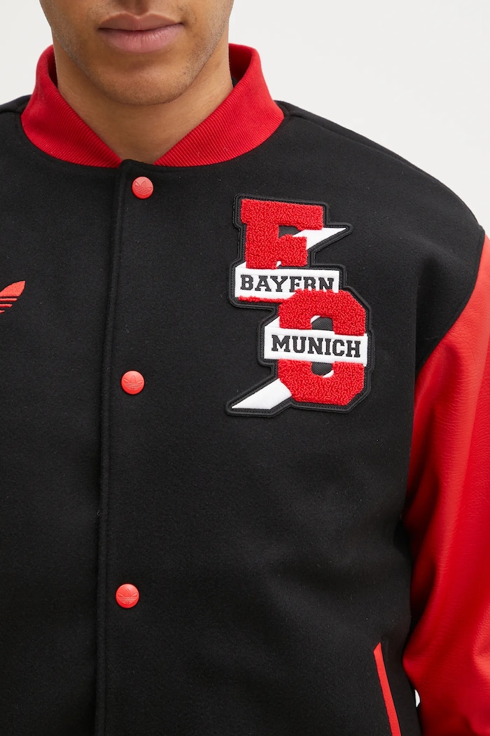 Bunda z vlněné směsi adidas Performance FC Bayern Muenchen VRCT Jacket černá JF0584