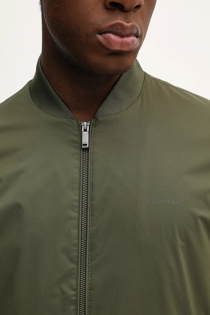 Bomber jakna Calvin Klein LV040FM512 zelena