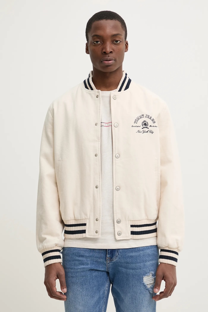 Tommy Jeans kurtka bomber bez kaptura beżowy DM0DM21092
