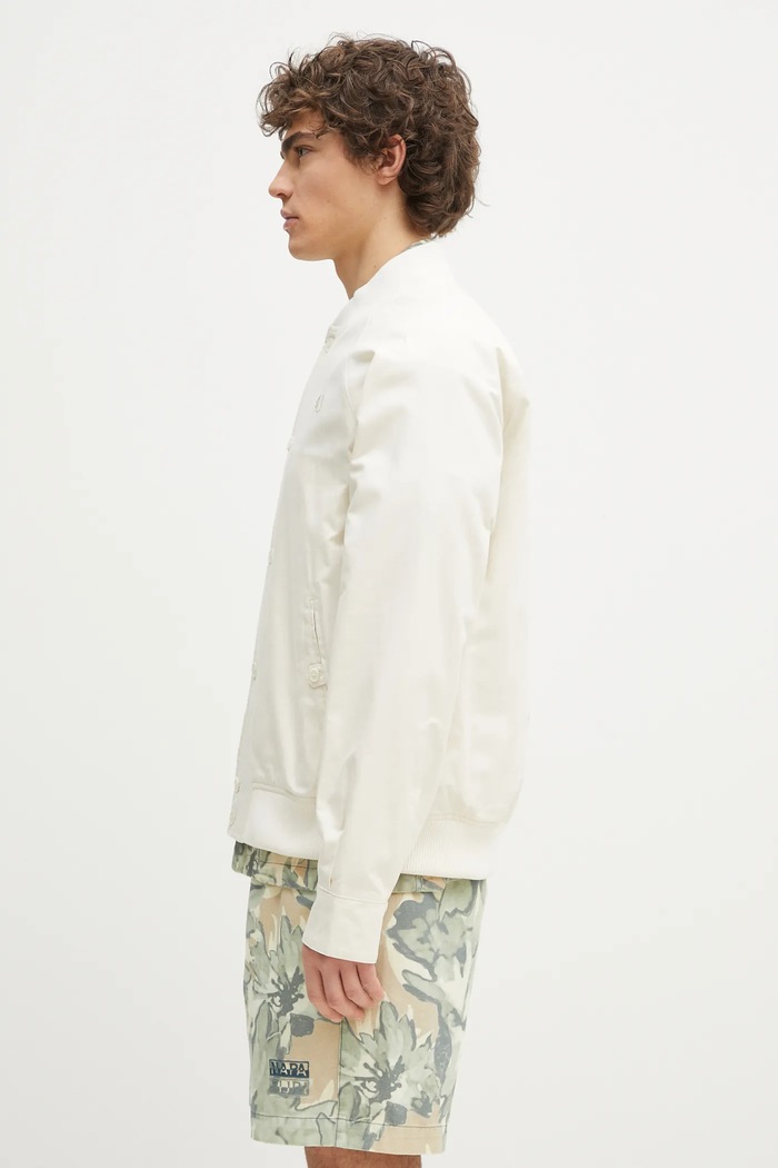 Яке бомбър Fred Perry J9032.560 бежов SS25