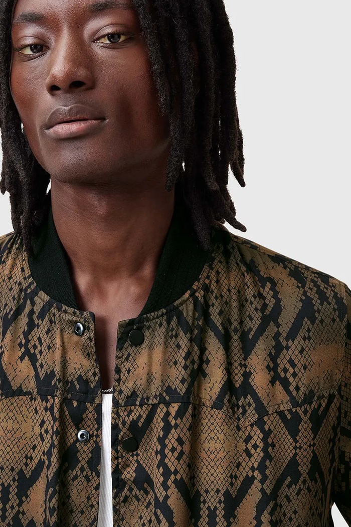 Dvostrana bomber jakna AllSaints SOUNDVIEW crna M006OC