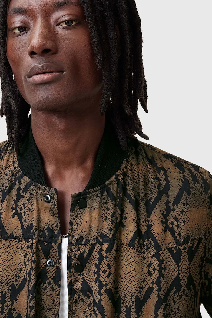 Dvostrana bomber jakna AllSaints SOUNDVIEW crna M006OC