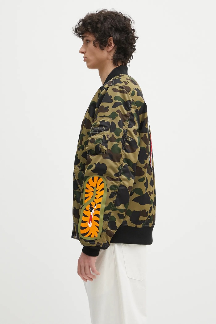 Jakna A Bathing Ape 1St Camo Shark Ma-1 1L30141003 zelena SS25