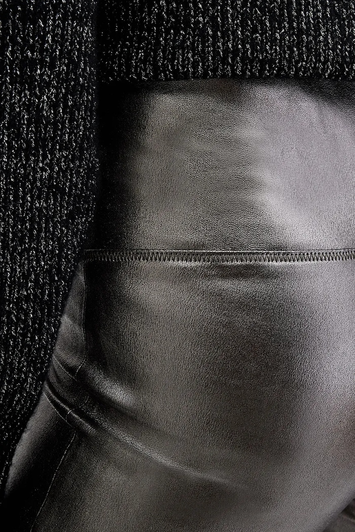 Kožené legíny AllSaints CORA stříbrná W058TB