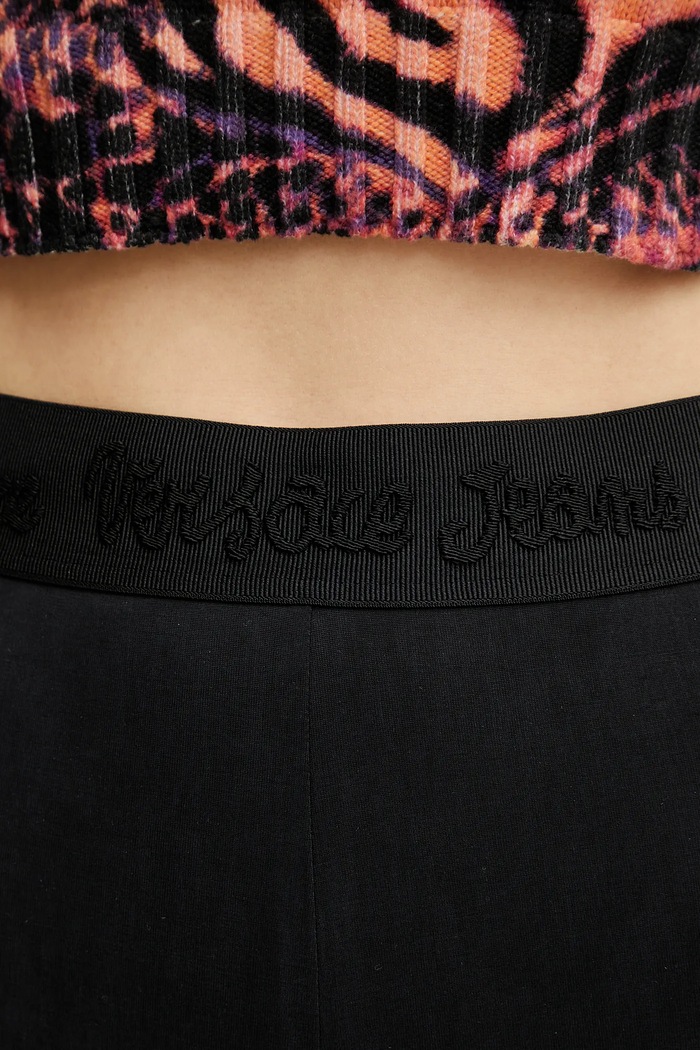 Versace Jeans Couture legginsy czarny 78HAC107.J0190