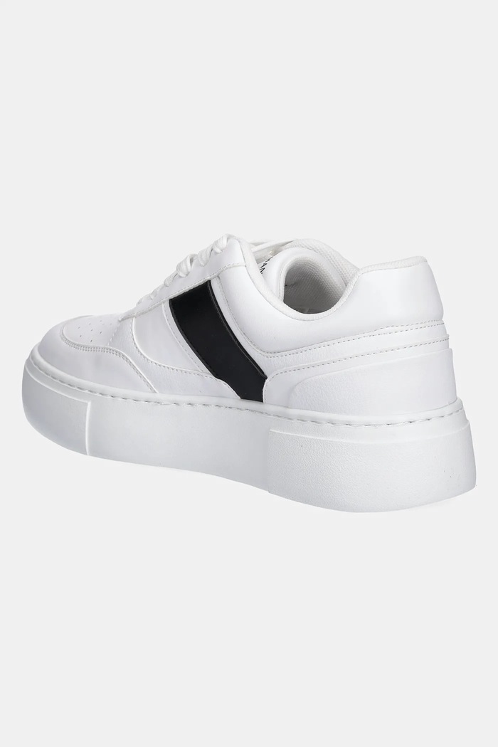 Obuwie Armani Exchange sneakersy XDX176.XV917.K488 biały