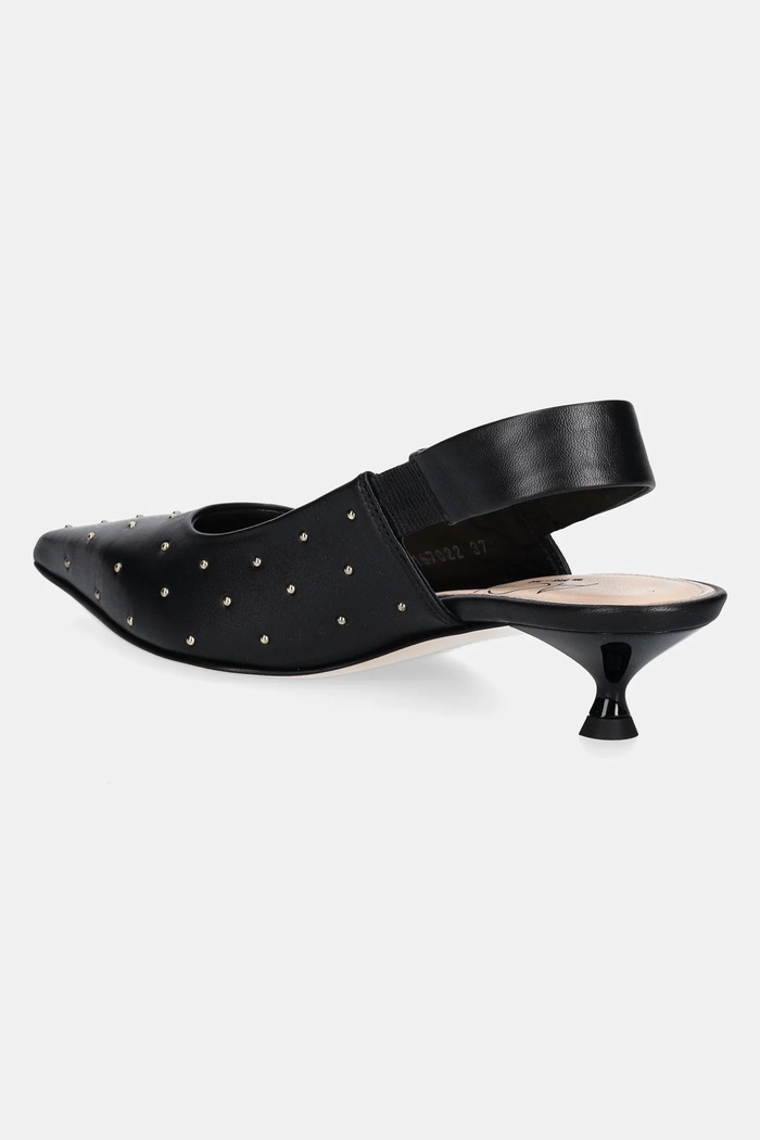 Obuv Kožené lodičky AGL Lenor S Studs D167022PCKS0573656 čierna