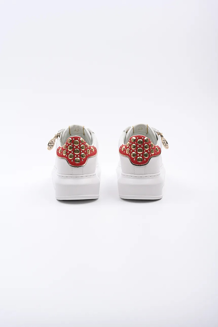 Обувки Кожени маратонки Karl Lagerfeld KAPRI KL62527F.01G бял