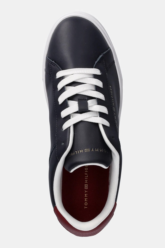 Kožené sneakers boty Tommy Hilfiger ESSENTIAL COURT SNEAKER námořnická modř FW0FW08320