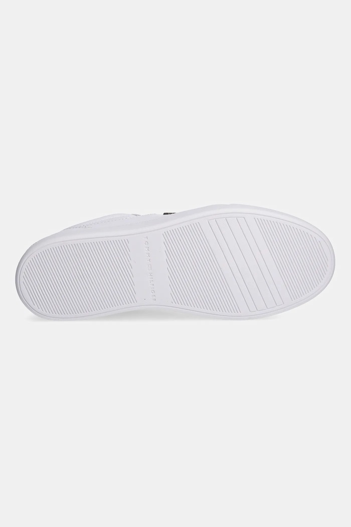 Sneakersy skórzane ESSENTIAL CHIC COURT SNEAKER Tommy Hilfiger biały FW0FW08322