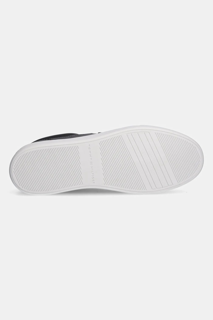 Kožené sneakers boty Tommy Hilfiger ESSENTIAL CHIC COURT SNEAKER FW0FW08322 černá