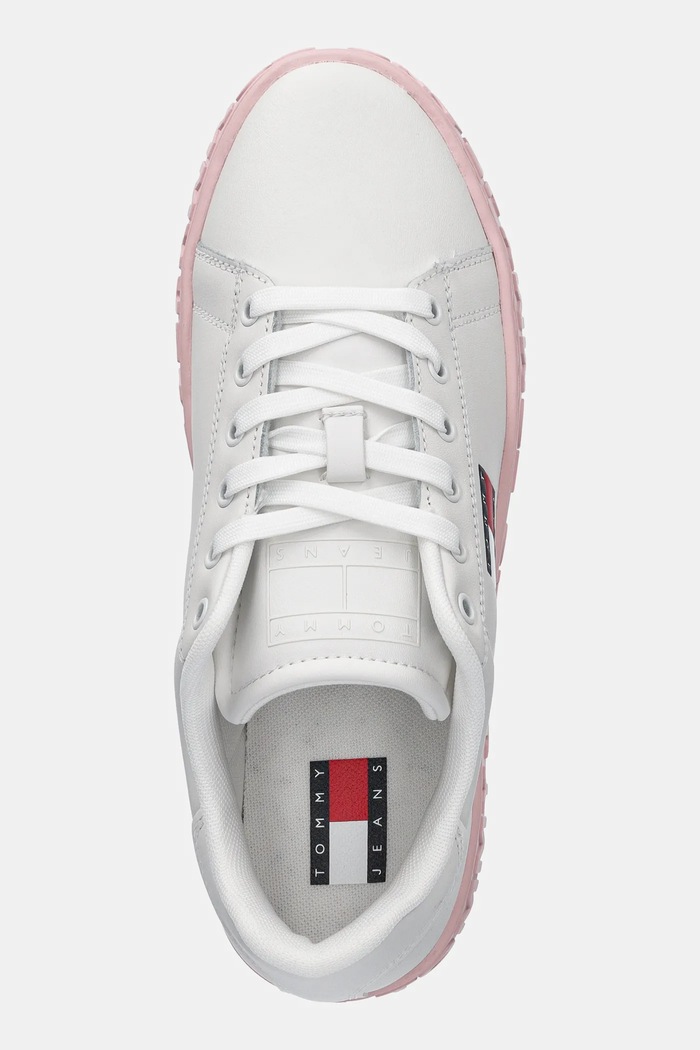 Δερμάτινα sneakers Tommy Jeans TJW LOGO SNEAKER ESS Tommy Jeans EN0EN02703 λευκό