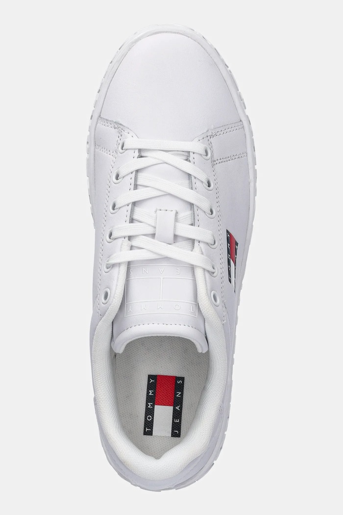 Kožené sneakers boty Tommy Jeans TJW LOGO SNEAKER ESS bílá EN0EN02703