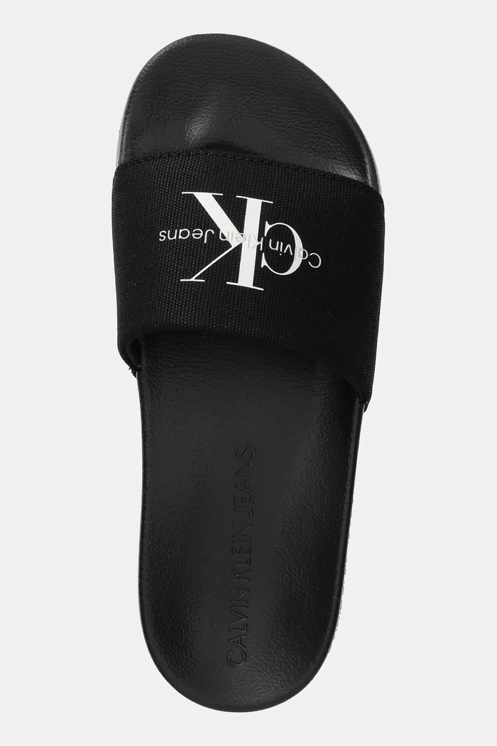 Obuwie Calvin Klein Jeans klapki SLIDE MONOGRAM WMNS YW0YW01835 czarny