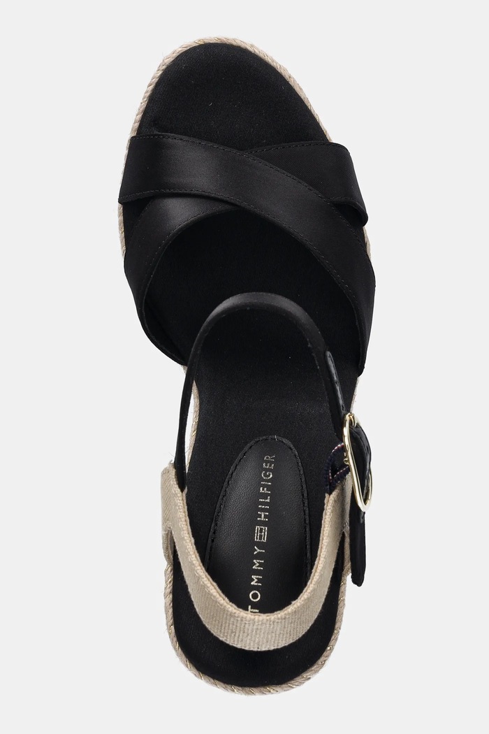 Tommy Hilfiger szandál SATIN HIGH WEDGE ESPADRILLE fekete FW0FW08602
