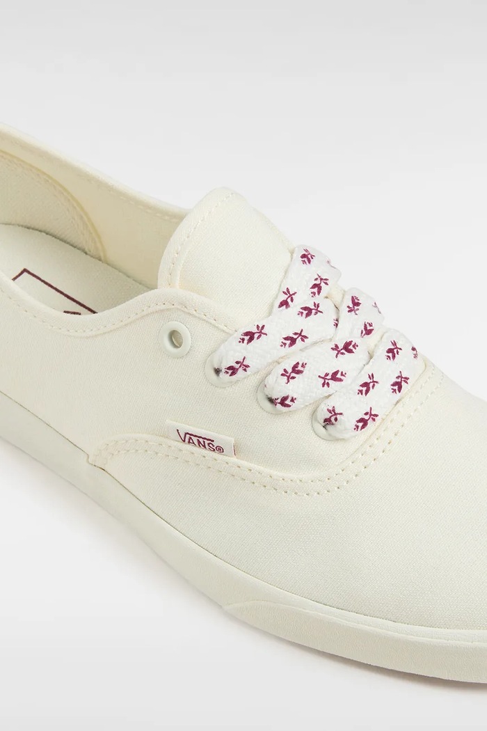Boty Tenisky Vans Authentic Lowpro VN000D04C9F1 bílá