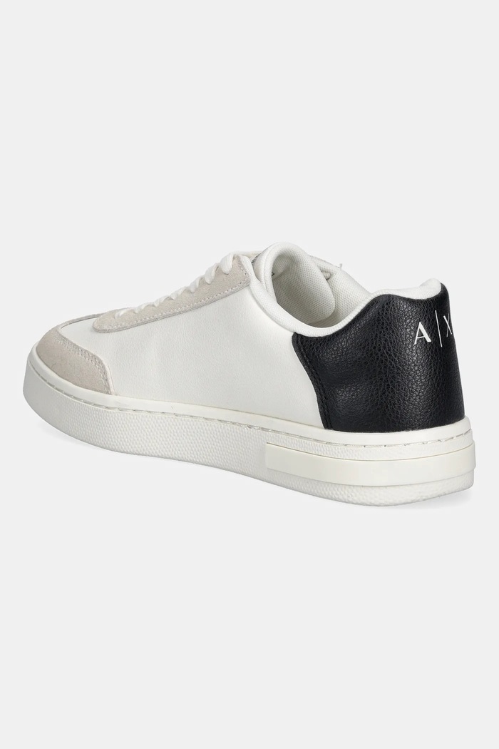 Boty Sneakers boty Armani Exchange XDX181.XV932.N480 bílá