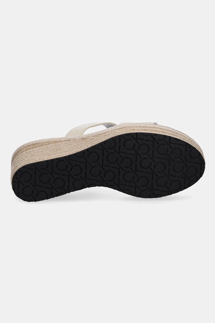 Calvin Klein klapki skórzane WEDGE SANDAL 50 - HE HW0HW02375 beżowy