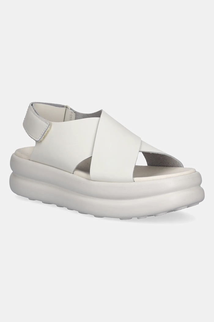 Δερμάτινα πέδιλα Camper Pelotas Flota Up ίσια πλατφόρμα λευκό K201727.002