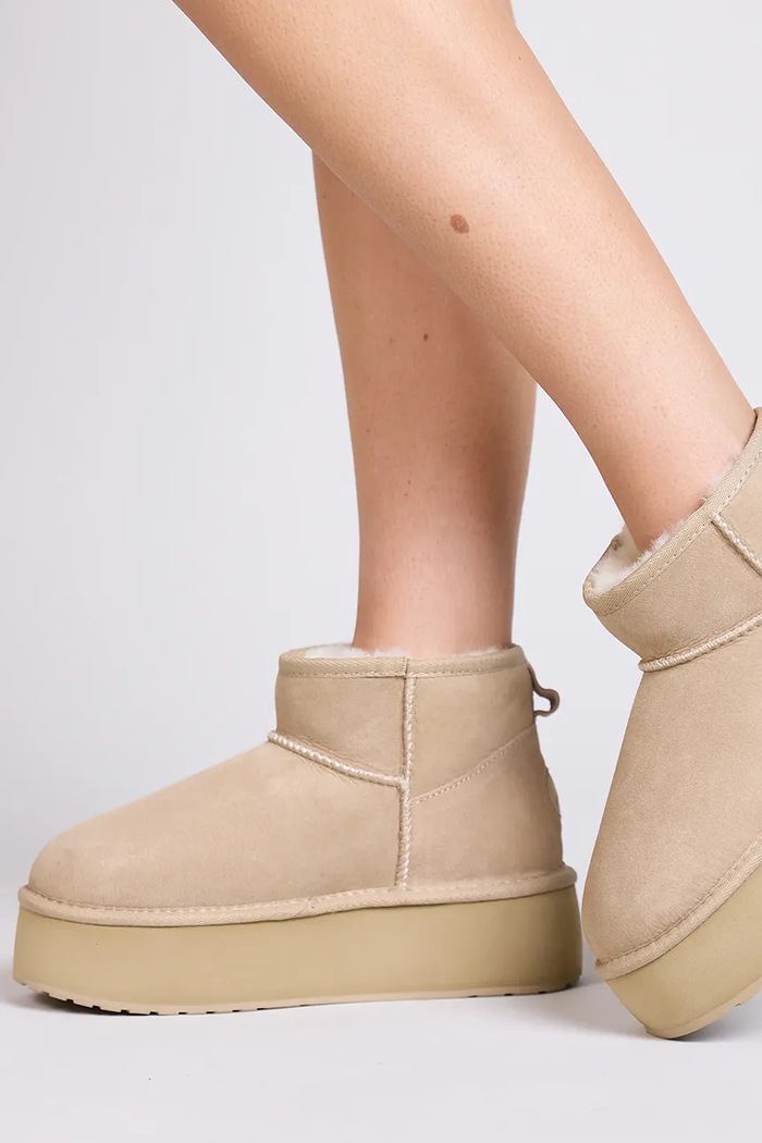 Semišové sněhule Emu Australia Stinger Micro Flatform W13082.SAND