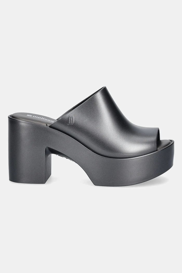 Šľapky Melissa MELISSA MULE HYPE METALLIC AD M.36497.BI596 sivá SS25