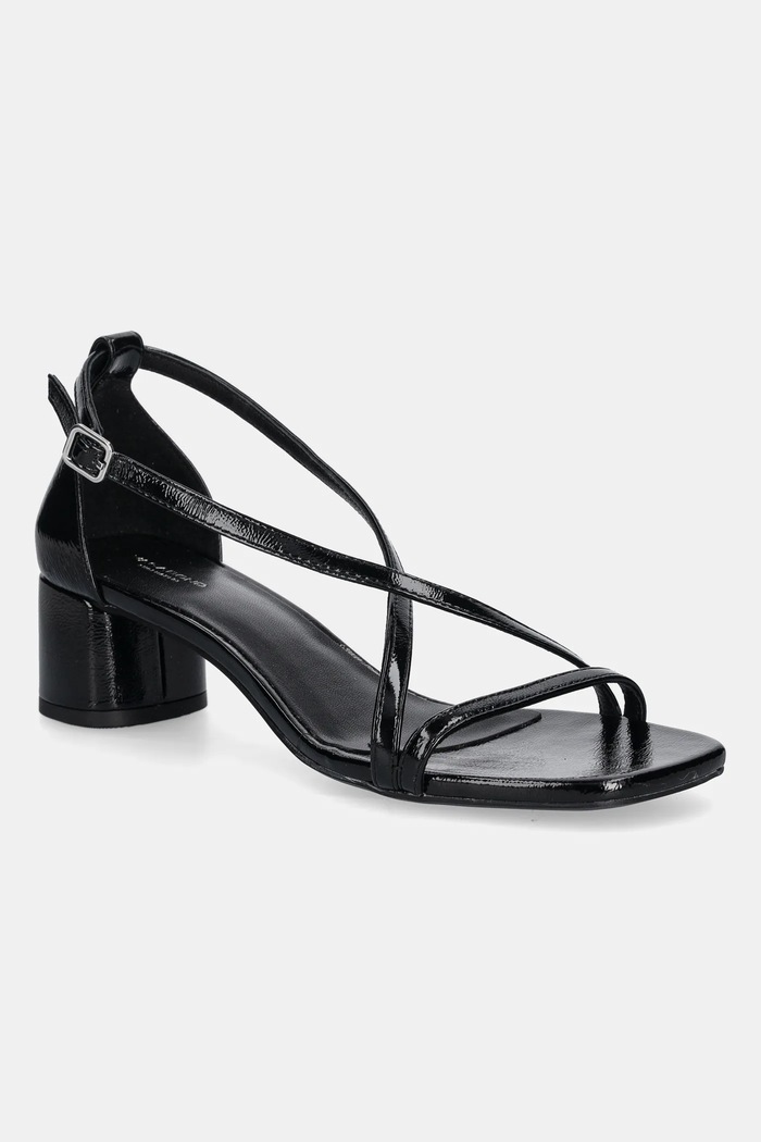 Usnjeni sandali Vagabond Shoemakers PIPER Zrnato usnje črna 5921.160.20
