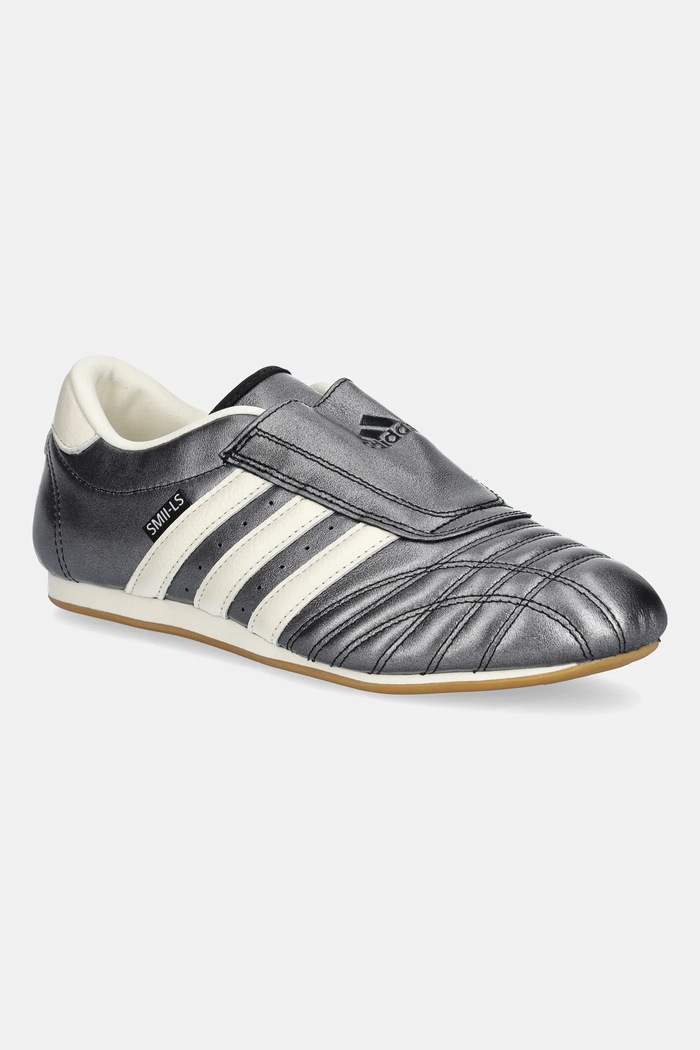Superge adidas Originals Taekwondo Raven srebrna JS4465