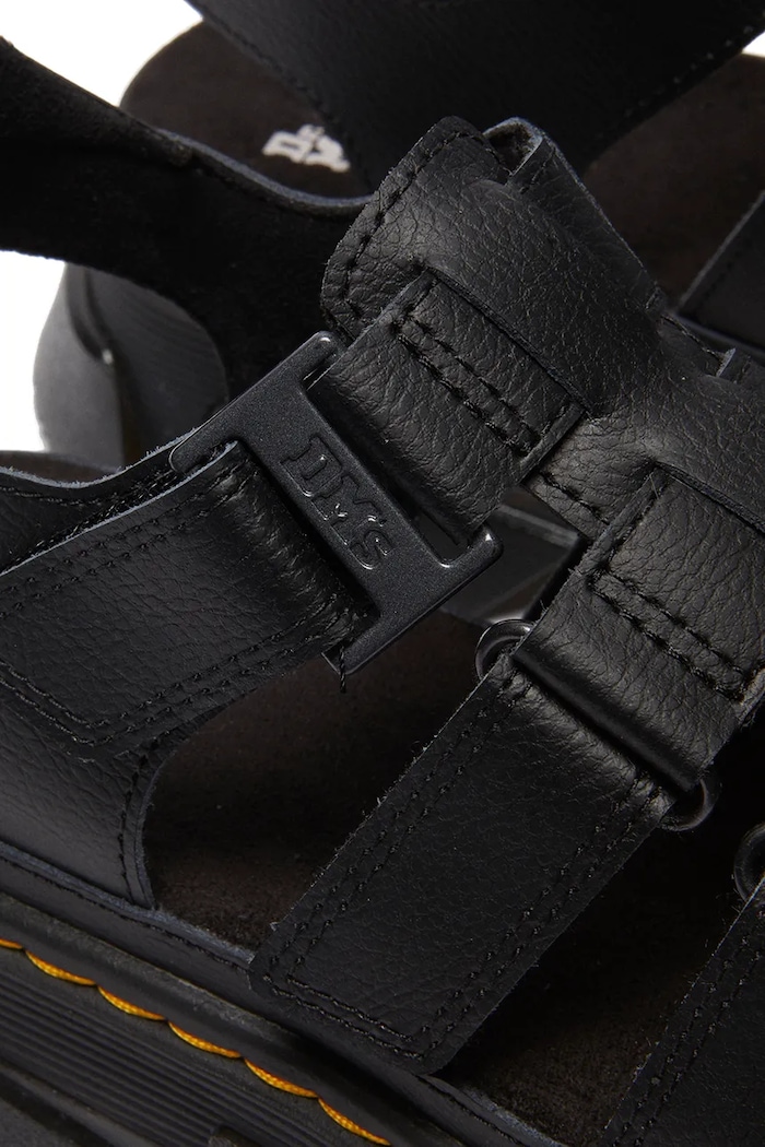 Boty Sandály Dr. Martens Mattison 3S DM40891001 černá