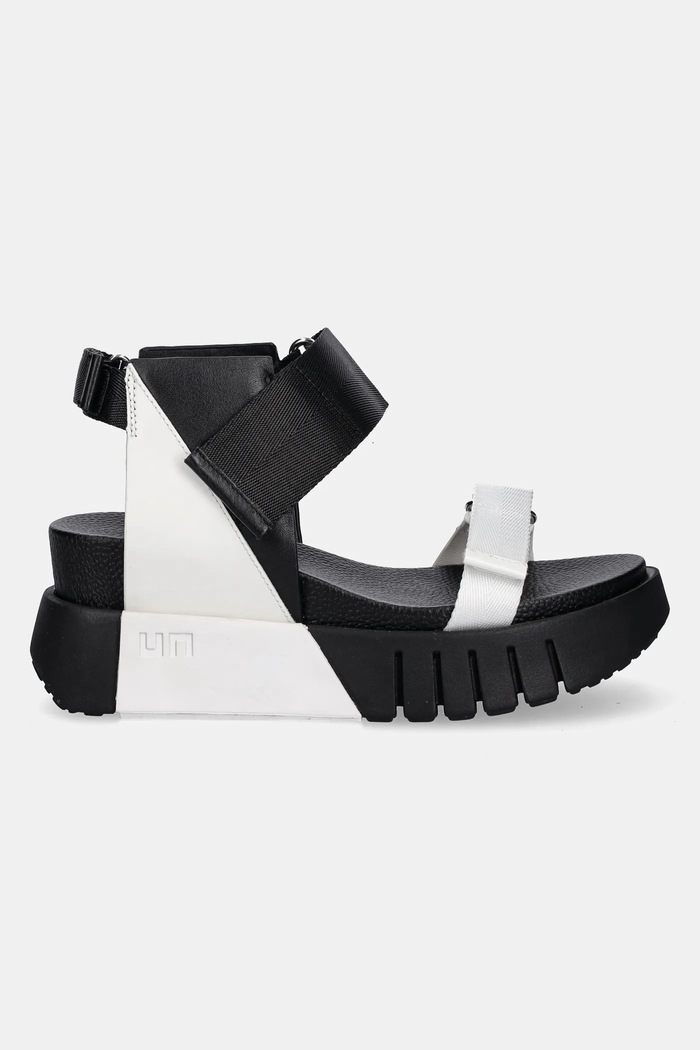 United Nude Sandały skórzane Delta Run 10410597137119 czarny ZS25