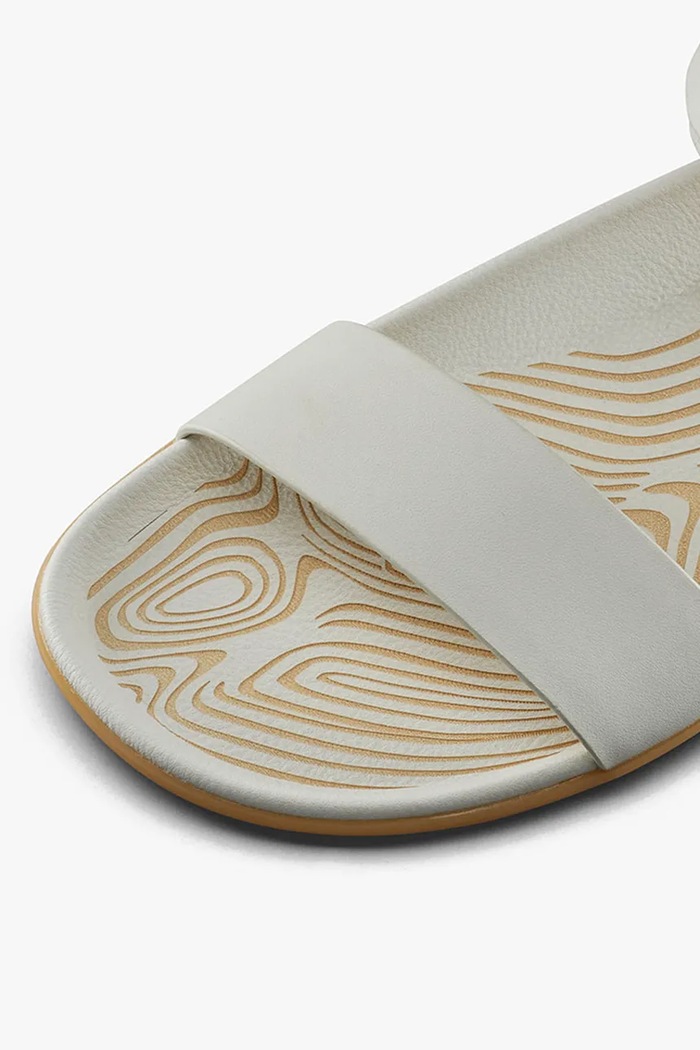 Kožne sandale Vivobarefoot SENSUS YIN 209566 bijela