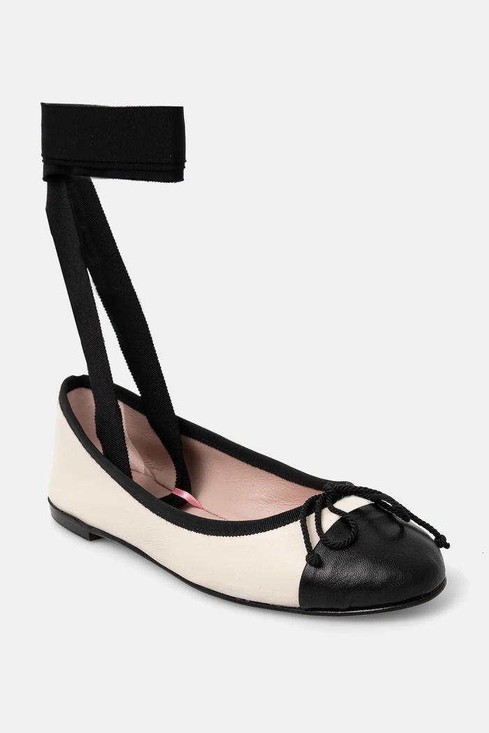 Δερμάτινες μπαλαρίνες Pretty Ballerinas Nicole μπεζ 52067.A.9101