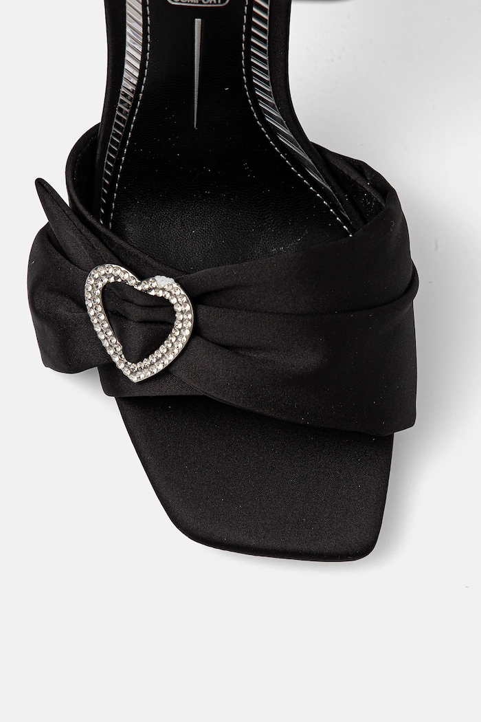 Sandali Buffalo Fairy Chic Heart črna 1291618.BLK