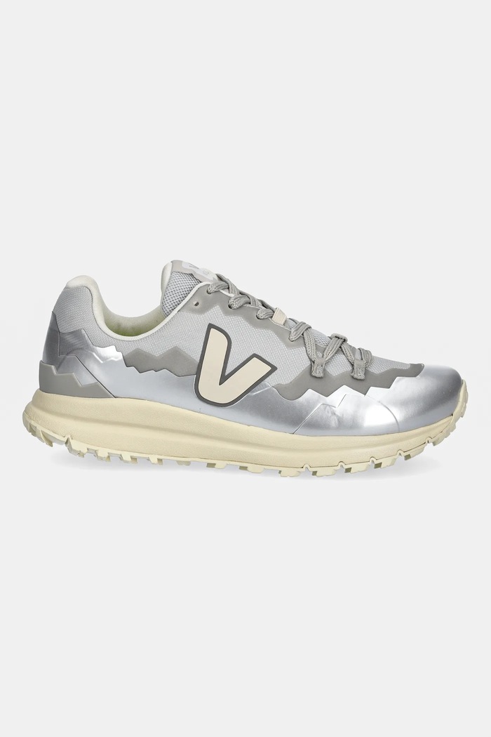 Veja sneakers Fitz Roy Light FT2320588A silver SS25