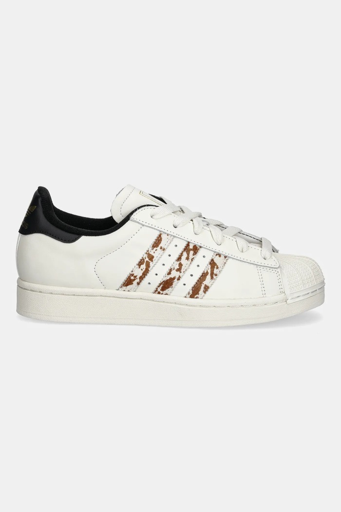 Кожени маратонки adidas Originals Superstar II W JQ6473 бежов AW25