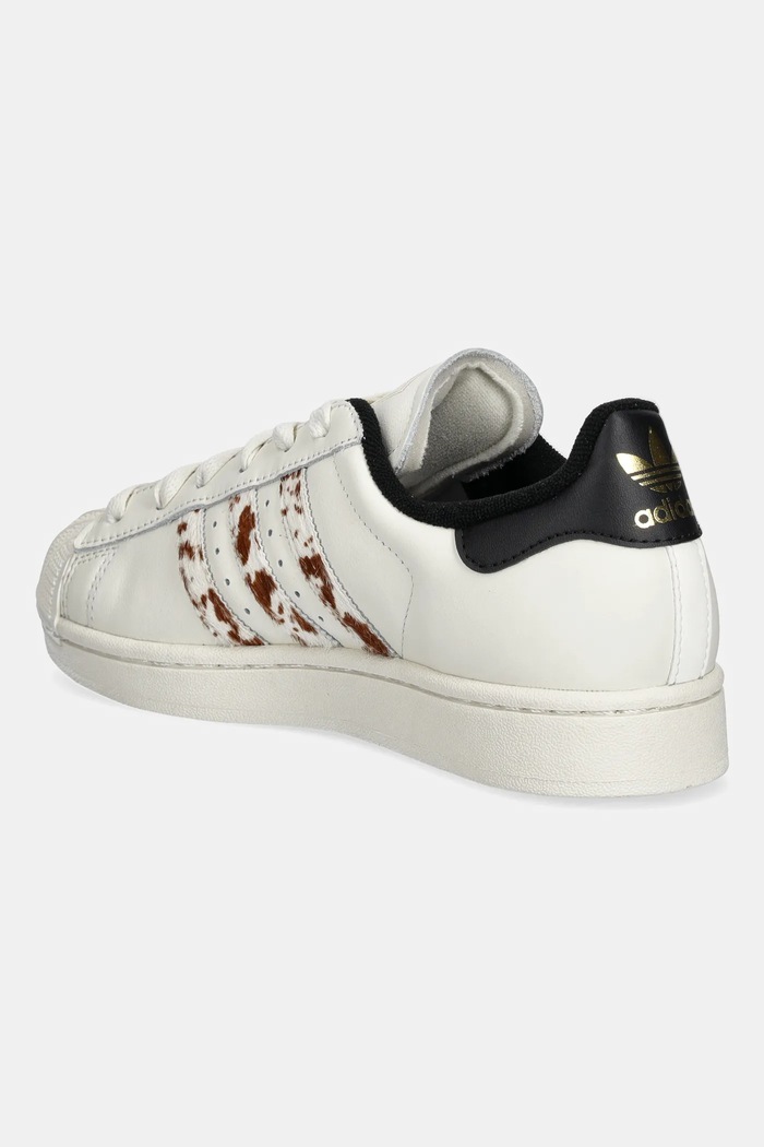 Обувки Кожени маратонки adidas Originals Superstar II W JQ6473 бежов