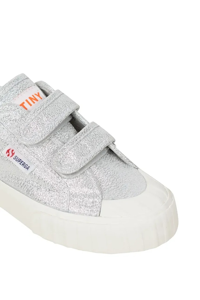 Dětské tenisky Tinycottons METALLIC SNEAKERS X SUPERGA SS25.911 stříbrná