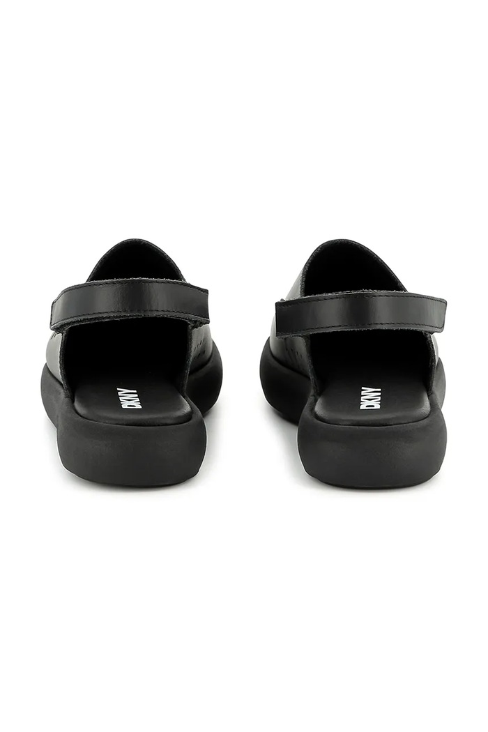 Chlapec Detské sandále Dkny D62092.36.39 čierna