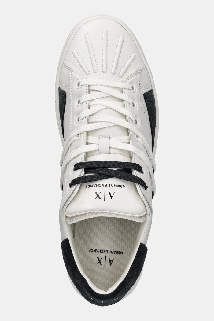 Tenisky Armani Exchange biela XUX245.XV915.U384